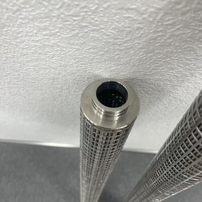 Cartouche de filtre plissée en fibre de filtrage en acier inoxydable avec une grande capacité de retenue de saleté